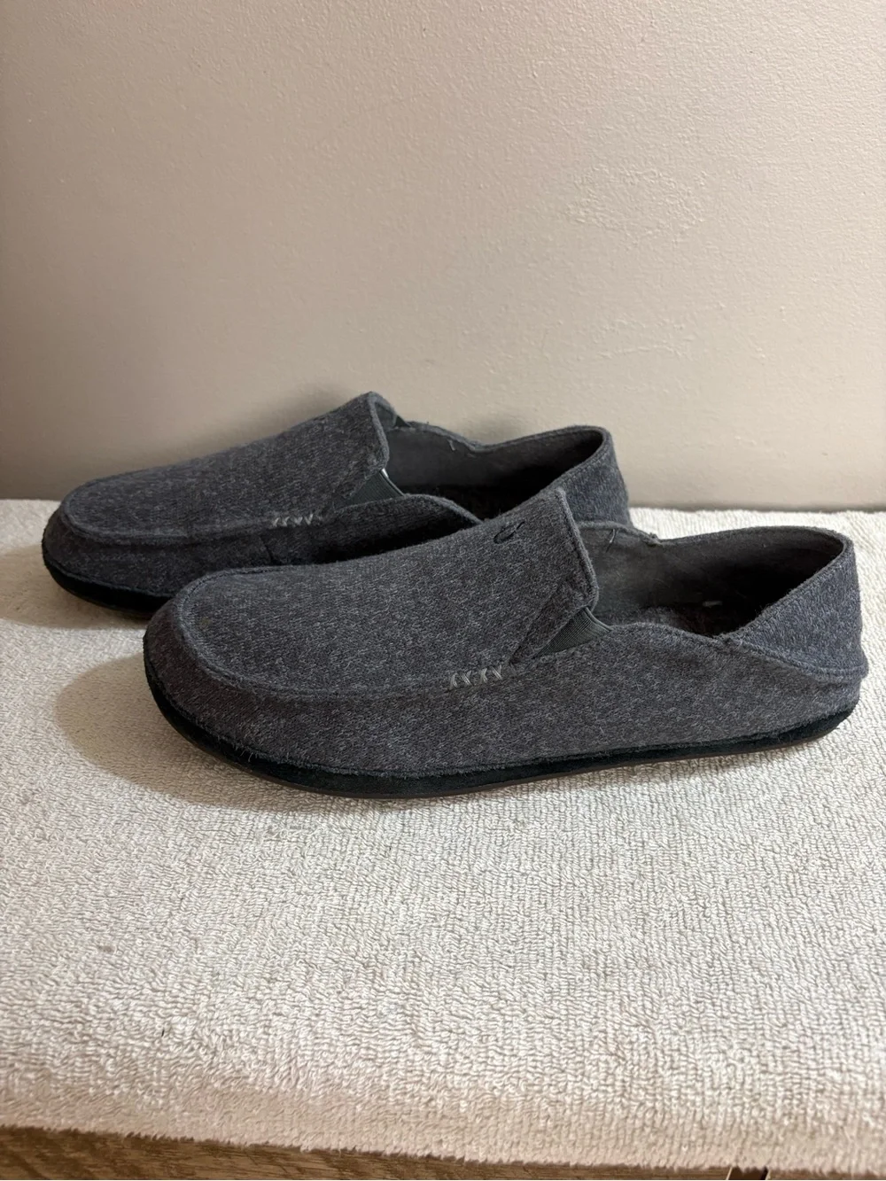 Men's OLUKAI Grey Wool MOLOA HULU Slip-On COMFORT Shoes LOAFERS 12